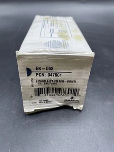 NEW Emerson EK-052 PCN-047601 Liquid Line Filter-Drier 1/4" SAE Flare - Picture 1 of 3