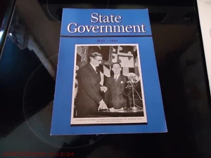 STATE GOVERNMENT THE COUNCIL OF STATE GOVERNMENTS MAGAZINE  1943 MAY - Picture 1 of 2
