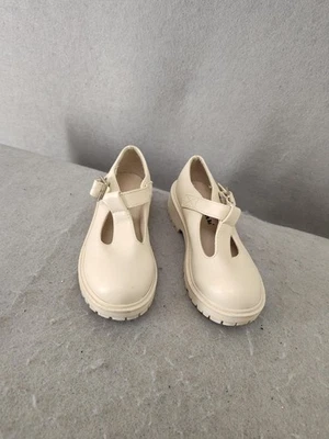 Link Shoes Girls 11 Ivory Mary Jane Buckle T Strap Chunky Sole School Dress Shoe - Image 1 of 4