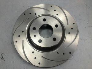FORD FIESTA MK7 FRONT DRILLED & GROOVED PERFORMANCE BRAKE DISCS & PADS - Picture 1 of 1