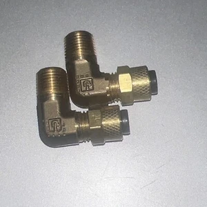Lote de 2. Parker 169P-4-2 1/4" Compresión X 1/8" Latón 90 Grados (E2R5) - Imagen 1 de 2