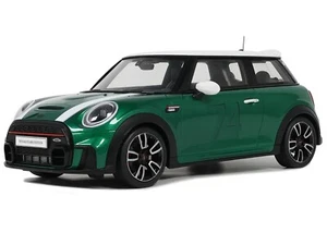 Mini Cooper F56 JCW #74 2023 coche de carreras británico verde 1/18 de Otto Mobile Ot1098 - Imagen 1 de 8