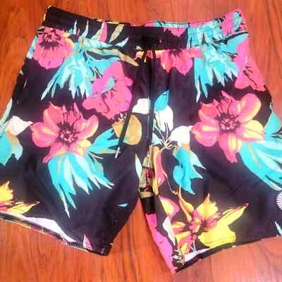 Volcom swim trunks sz med - Image 1 of 4
