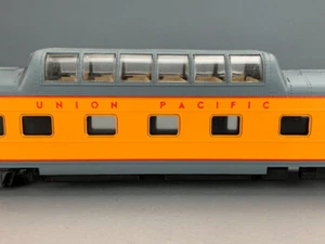 HO Rivarossi 2763-0 85’ 1930 Vista Dome Coach Union Pacific #7011 HO4880 - Picture 1 of 12