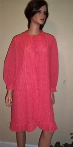 Robe Shocking Pink Odette Barsa Ruffles Vintage Marshall Fields Vintage Dressing - Picture 1 of 1