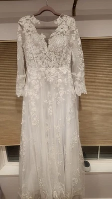 Wear Your Love Wedding dress Lace Long Sleeve Train Sz S NEW WITH TAGS WHITE - Image 1 of 4