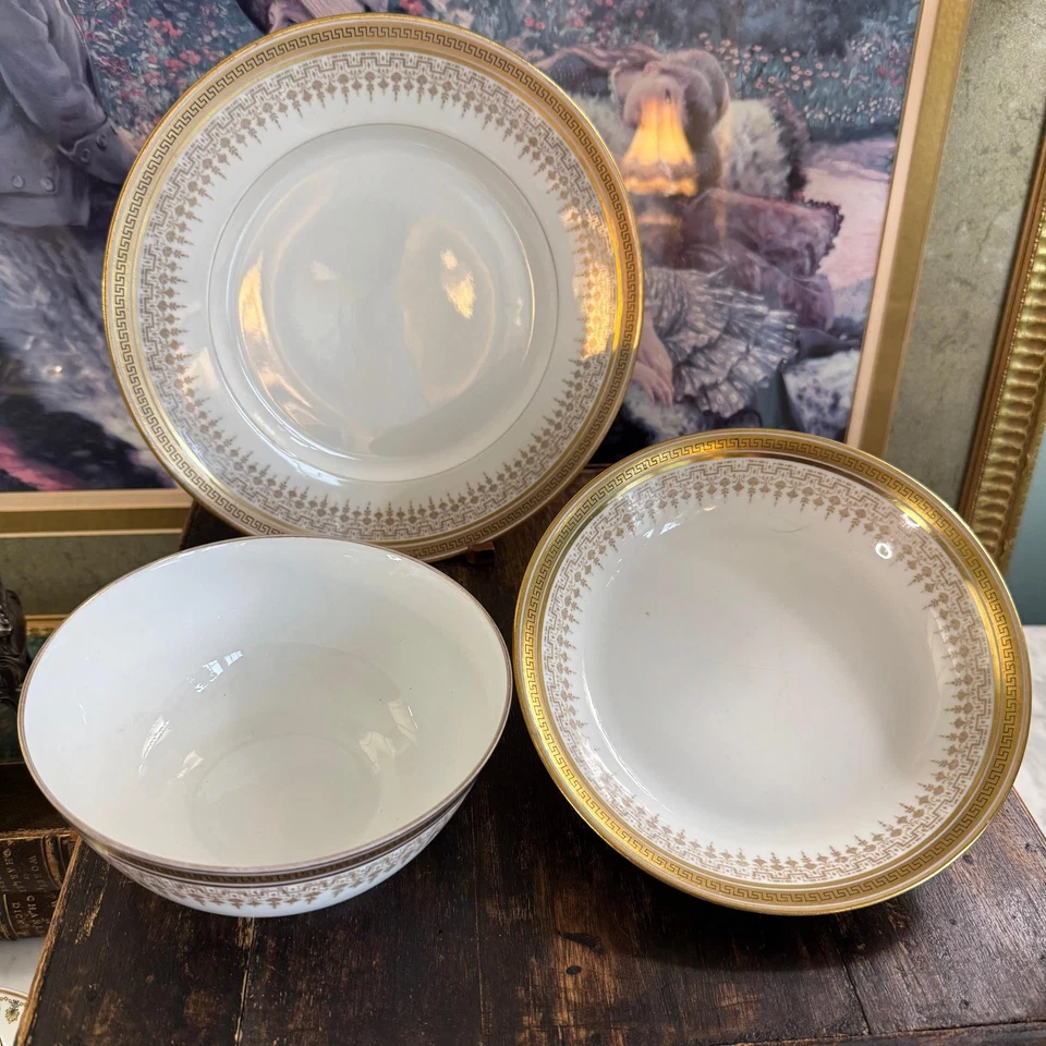 Tres platos y cuencos griegos franceses D&C Limoges R. Dalinieres Foto 1 de 4