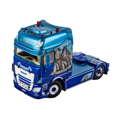 WSI Showtruck DAF XF Super Space Cab 1:50 Scale Diecast Model Truck - Image 1 of 4