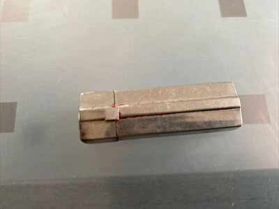 Ancien Tube Rouge A Levres Grenat Houbigant France Femme Metal Vintage - Photo 1/4