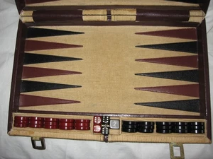 Backgammon Set Case vintage  H.I.T. International Dice Red Black  Instructions - Picture 1 of 6