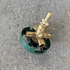 Moen 1/2" IPS/CC Multi-Installation Posi-Temp Valve (2510) - Picture 1 of 3