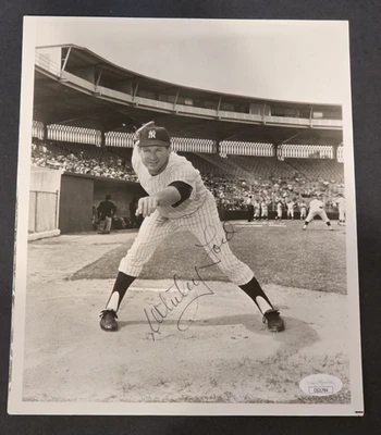 WHITEY FORD Signed 8x10 Photo-HOF-NEW YORK YANKEES-JSA Authenticated - Image 1 of 4