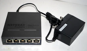 Netgear Prosafe Plus 5 Gigabit Ports External Ethernet Switch GS105Ev2 - Picture 1 of 4