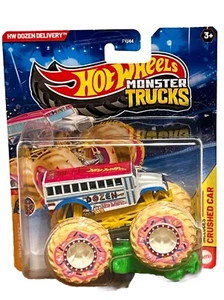 ๐๐ณ๏ธ ๐ 2024 Hot Wheels Monster Trucks 1:64 Dozen Delivery W/ Green Crush Car - Picture 1 of 6