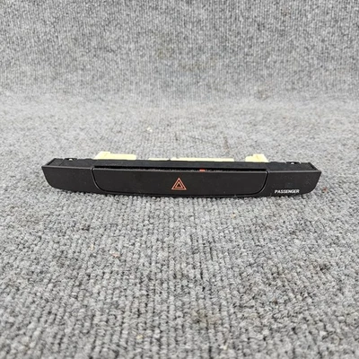 Módulo de interruptor de peligro de tablero central Toyota Highlander 2008-2012 botón 84010-0E050 Foto 1 de 4