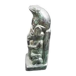 Estatuilla de piedra jaspeada verde poste tótem tallado en ceniza inuit Mount Saint Helens 5" - Imagen 1 de 7