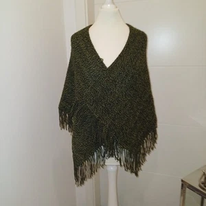 Poncho Einheitsgröße Wolljacke grün M L XL XXL Fransen strickjacke TopZustand - Bild 1 von 4