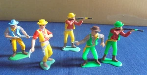 Collection of Cowboy figures - plastic 70mm (approx.) - Picture 1 of 4