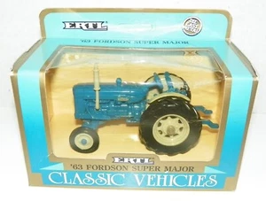 ERTL FORDSON SUPER MAJOR TRACTOR 1/32 SCALE USA - Picture 1 of 3