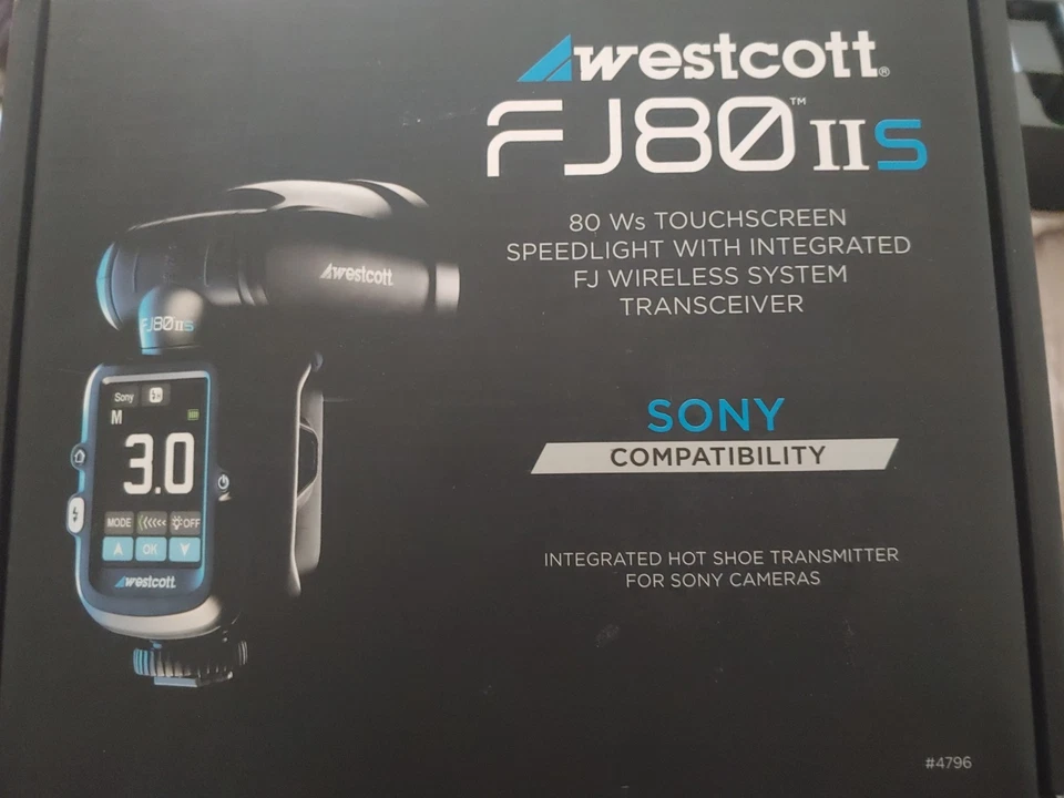 Westcott FJ80 II M Universal Touchscreen 80Ws Speedlight with Multi-Brand Camera