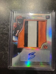 Football NBA Sports Card Hot Pack Signature Relic Autographed Memorabilia Lot  - Picture 1 of 1