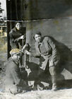 1930 Fred Woods afro-américain et 2 femmes fortes par RR train Saratoga Sprngs