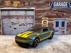 🇺🇸🇺🇸🇺🇸Hotwheels 2010 Ford Mustang GT Silver & Yellow C4🇺🇸🇺🇸🇺🇸