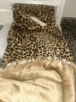 Cupcakes and Cashmere Leopard Animal Print Faux Fur Throw Blanket Cheetah NWT - Image 1 of 2