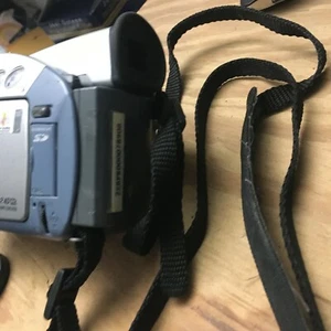 Canon ntsc zr60 Mini DV Digital Video CamcorderD Card 360X Zoom - Picture 1 of 5
