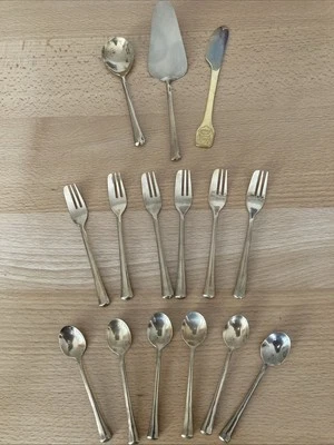 Goldfarbenes Kuchenbesteck, passend zum Mokkaservice - Inkl. Vorlegegarnitur - Bild 1 von 3