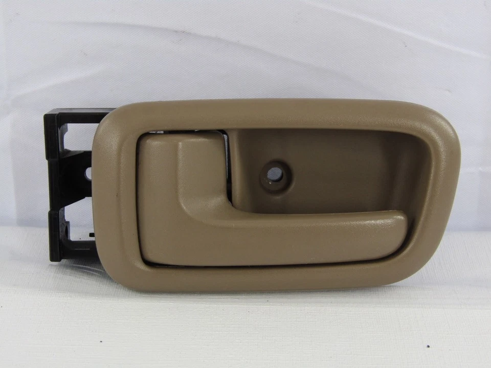 Manija de puerta interior trasera izquierda cabina extendida Toyota Tundra 2000-2006 Foto 1 de 4