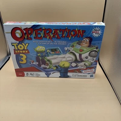 Hasbro Disney Toy Story 3 Operation Buzz Lightyear Juego Completo y Sin Perforar Foto 1 de 4