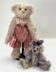 Dos ositos de peluche articulados con copa de miel originales de Barbara rosa y lavanda mohair - Imagen 1 de 22