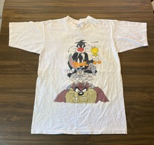 Vintage 1994 Warner Bros Looney Tunes 2 Sided T-Shirt L Laughlin Sherrys Best