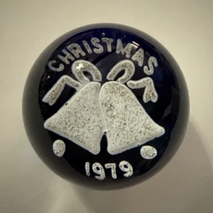 Melville Art Glas Weihnachten 1979 Briefbeschwerer Glocken nummeriert Vintage - Bild 1 von 4