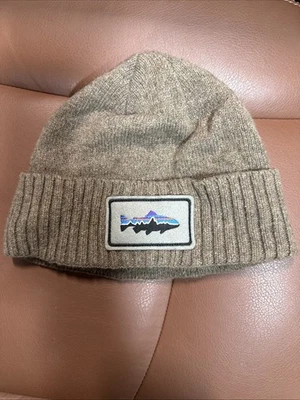 Patagonia Beanie Winter Hat Trout Fish Fishing - Image 1 of 2