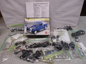 Ford Street Pickup Lindberg 1932 1/24 - Imagen 1 de 5