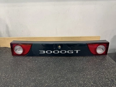 1991-1999 95 94 97 MITSUBISHI 3000GT GARNISH REVERSE TAIL LIGHT LAMP GREEN OEM - Image 1 of 4