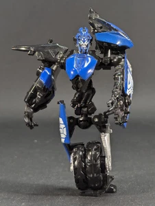 Transformers Hunt for the Decepticons Human Alliance Chromia FIGURE ONLY Hasbro - Picture 1 of 5