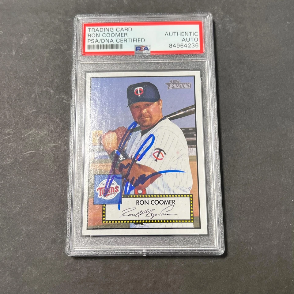 2001 Topps Heritage #109 Ron Coomer Signed Card AUTO PSA Slabbed Twins - Image 1 of 2