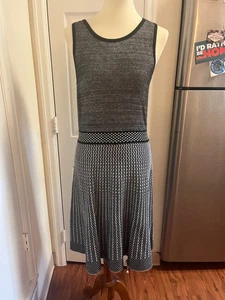 Neu 41 Weißdornstich Fix ärmelloses Pulloverkleid schwarz/weiß - Large - Bild 1 von 8
