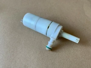 MASERATI QUATTROPORTE M139 GRANTURISMO M145 HEADLIGHTS WASHER JET PUMP 65164700  - Picture 1 of 3