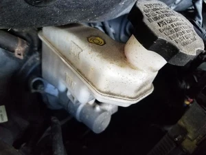 Brake Master Cylinder Fits 12-13 SOUL 667318 - Picture 1 of 11