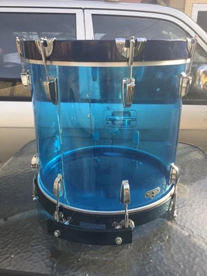 "Bajo vintage Blue Vistalite 18""" Foto 1 de 4