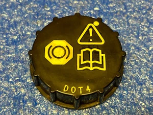 FORD FIESTA MK7 BRAKE FLUID BOTTLE CAP / RESERVOIR LID INCLUDING ST180 / ZS ETC - Picture 1 of 2