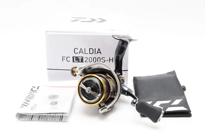 Daiwa 21 Caldia FC LT 2000S-H Carrete De Spinning Casi Mint Desde JAPÓN #2255 - Imagen 1 de 4