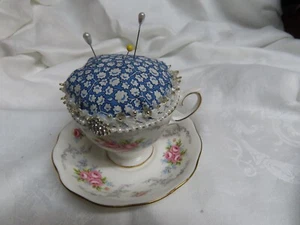 Teetasse Nadelkissen, Sammeltasse, rosa und blau - Bild 1 von 7