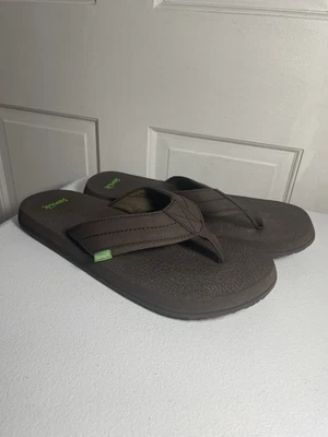 Sandalias Sanuk Para Hombres Talla 12 Cerveza Acogedoras Tanga Marrón Sin Cordones Cómodas Chanclas Foto 1 de 4