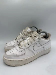 NIKE AIR FORCE 1 (GS) "ALL WHITE" WHITE-WHITE SZ 6Y [314192-117] PREOWNED - Picture 1 of 8