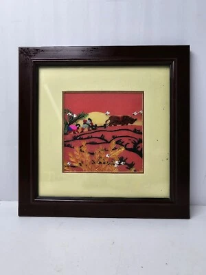 Colgador de pared vintage de estilo oriental asiático bordado enmarcado de seda granjeros cosidos Foto 1 de 4